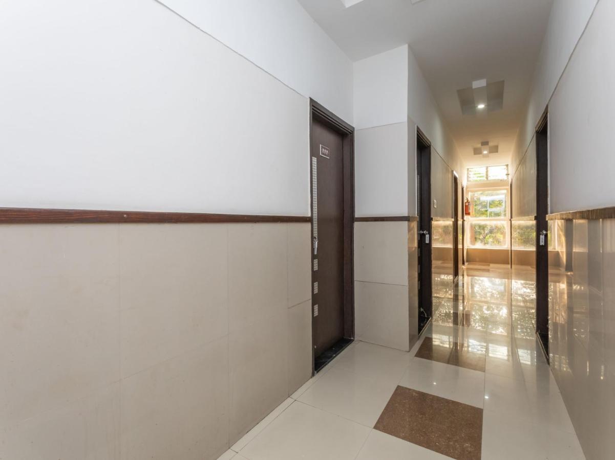 Oyo 72937 Hotel Tyagraj 아그라 외부 사진